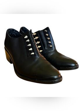 Rachel Zoe Black Leather Spike Studded Oxfords Size 6